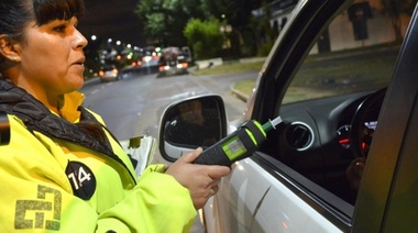 La Plata: Recomiendan medidas de prevención por el consumo de alcohol y el uso de pirotecnia en estas fiestas