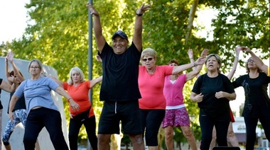 Más de mil abuelos de la ciudad participan de los diversos talleres para la Tercera Edad