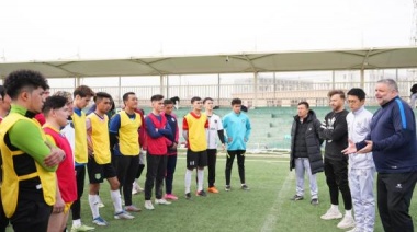 Un excampeón de La Liga aspira a revitalizar el fútbol en Xinjiang