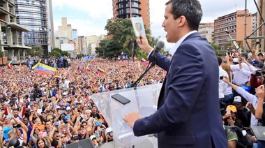 Guaidó no descarta que la Asamblea Nacional apruebe una intervención militar de Venezuela