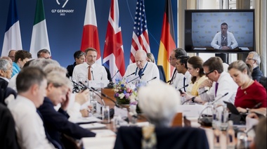 Los países del G7 se movilizan para ayudar a la economía de Ucrania
