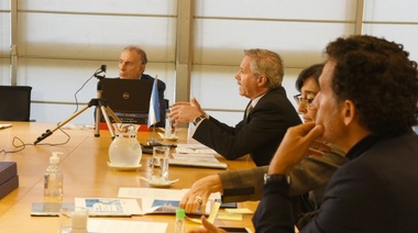 La UIA pidió que el Mercosur promueva el desarrollo de todos sus socios en una reunión con Solá