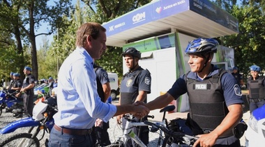 Garro visitó la Base Operativa de la Policía Local en Savoia y destacó “la descentralización de los mecanismos de control”