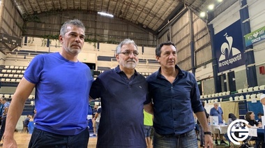 Pellegrino se encamina a la reelección y Maradona confirmó que sigue