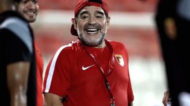"Maradona tiene tres hijos en Cuba y los va a reconocer", dijo su abogado Matías Morla