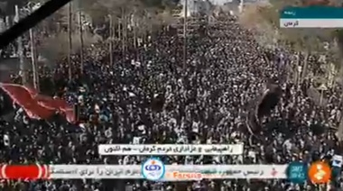 Decenas de miles de iraníes marchan contra EEUU por el asesinato de Soleimani