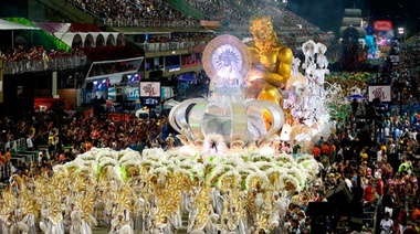 Más de 70 ciudades de Brasil suspenden el carnaval por temor a un rebrote de la pandemia