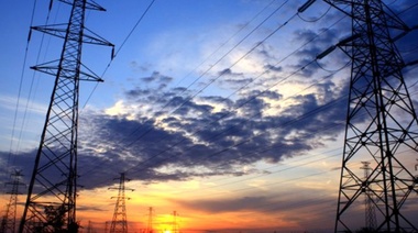 La demanda eléctrica alcanzó récord histórico para un día hábil