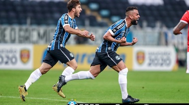 Internacional, de Coudet, pierde el clásico con Gremio, que avanza a la final del Gaúcho