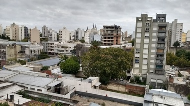Cielo nublado y probabilidad de chaparrones en la ciudad de Buenos Aires y alrededores