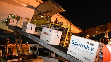 Llega esta tarde el décimo vuelo de Aerolíneas Argentinas con más vacunas Sputnik V