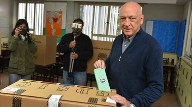 Bonfatti, al votar en Rosario: "Hay que hacer un cambio de ciclo"