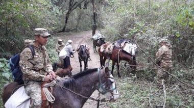 Con toques de sirenas y bocinas, comenzaron a ser desplegadas las urnas a los lugares de votación