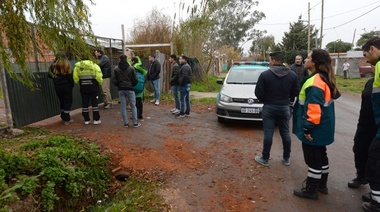 El Municipio dispuso un importante operativo policial para clausurar una cantera en Altos de San Lorenzo