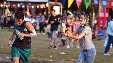 Con la presentación de murgas, comparsas y bandas locales, La Plata palpita el carnaval en la ‘Repu’