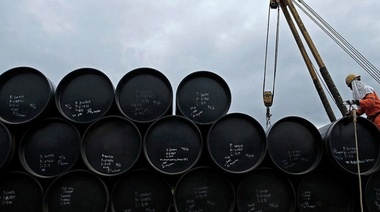 Cayó el stock de crudo en los EEUU y subió el precio del petróleo hasta 4,8%