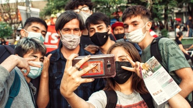 El Frente de Izquierda Unidad cierra hoy su campaña frente al Congreso