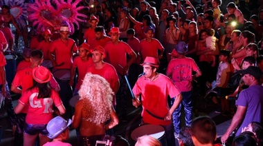 Vuelve el Carnaval a la ‘Repu’: convocan a murgas y comparsas para desfilar en los festejos organizados por la Comuna