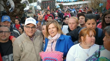 Saintout: “Desde el primer día tenemos que trabajar sobre el hambre en la Ciudad”, dijo