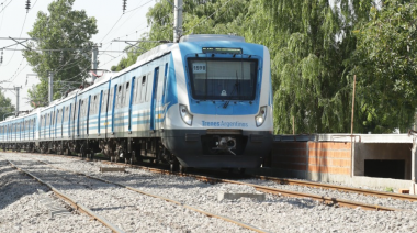 El boleto mínimo de colectivo costará $270 desde mañana y el del tren $130