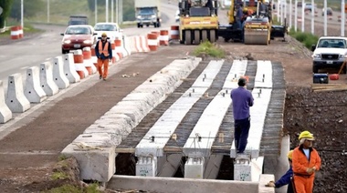 Grave: Constructoras quieren cobrar deuda que dejó el macrismo antes de empezar obras nuevas