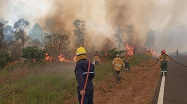 Solo dos focos de incendio permanecen activos en la provincia de Corrientes