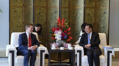 Presidente de Xinhua se reúne con homólogo de Reuters