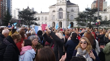 Marcha en La Plata: “Si se puede” en apoyo a Macri