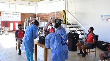 Estudiantes no tuvo casos positivos en coronavirus y viaja a Mendoza sin cambios