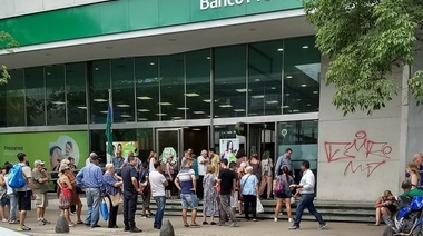 Los bancos harán cargas especiales de cajeros automáticos durante la Semana Santa