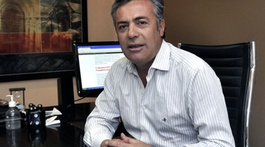 El gobernador Cornejo critica el "aparataje fenomenal" del peronismo en Mendoza