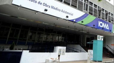 Médicos bonaerenses instalarán carpas frente a la gobernación por conflcito con IOMA