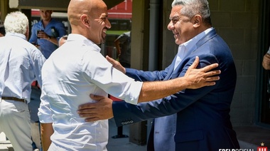 El presidente de la AFA visitó el nuevo estadio de Estudiantes