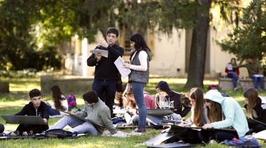 Comienza la inscripción para ingresar a las 17 facultades de la Universidad Nacional de La Plata