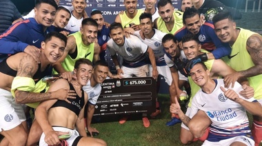 San Lorenzo le ganó a Liniers y avanzó a los 16vos de final de la Copa Argentina