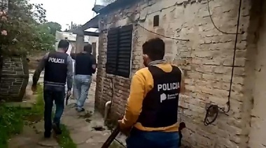 Gracias al sistema AFIS, identifican a delincuentes que entraron a robar en una vivienda de Parque Castelli y los detienen en Villa Elisa