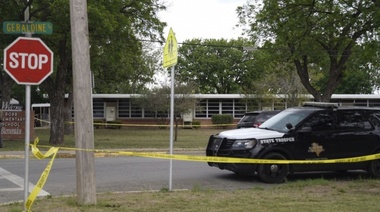 Las autoridades admiten error de la Policía durante el tiroteo en una escuela de Texas