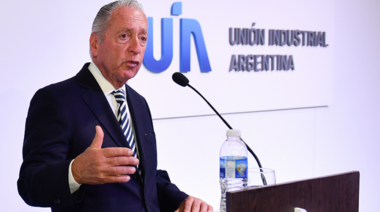 La UIA mostró preocupación por "complicaciones" en el acceso a insumos importados