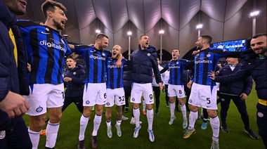 Inter, con un gol de Lautaro Martínez, le ganó el clásico a Milan y obtuvo la Supercopa de Italia