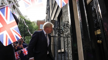 Discurso de la Reina: Johnson establecerá hoy su agenda legislativa centrado en impulsar la economía