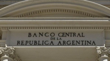 "Argentina mantiene un sistema financiero líquido y solvente", afirmó el Banco Central