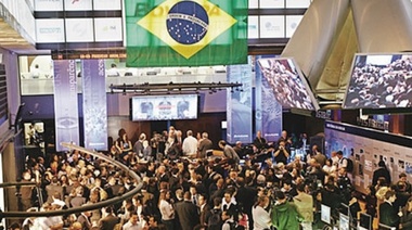Los mercados de Nueva York abren en alza, y en Brasil el Bovespa también