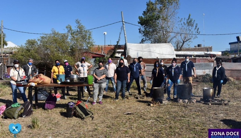 Scouts de Argentina y la Franja en Progreso distribuyeron cerca de 200 viandas en Berisso