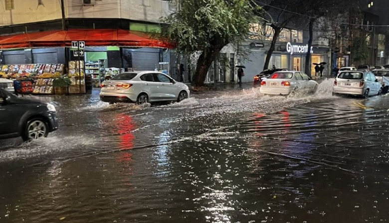 La Plata: Fuertes críticas a las gestiones bonaerense y local por la acción en el temporal