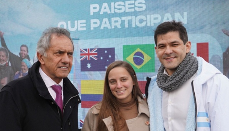 Scioli participó del evento de lanzamiento de la copa mundial de natación de invierno Argentina