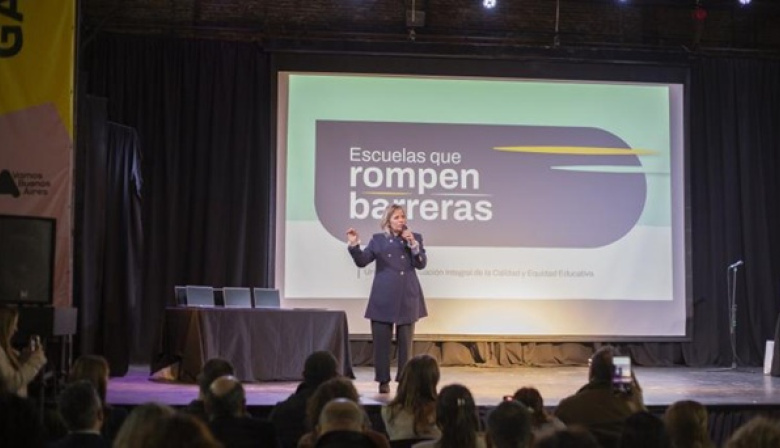 En CABA, reconocimiento a las escuelas que rompen barreras