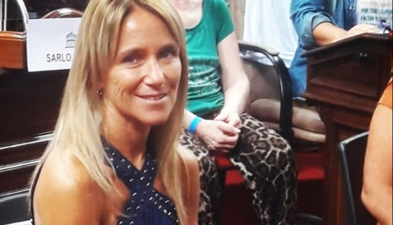 "Carolina Barros Schelotto podría ser presidenta de Gimnasia", destacó consultor Urios