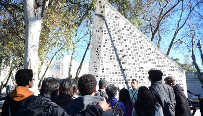 Emotivo homenaje a René Favaloro a 25 años de su fallecimiento