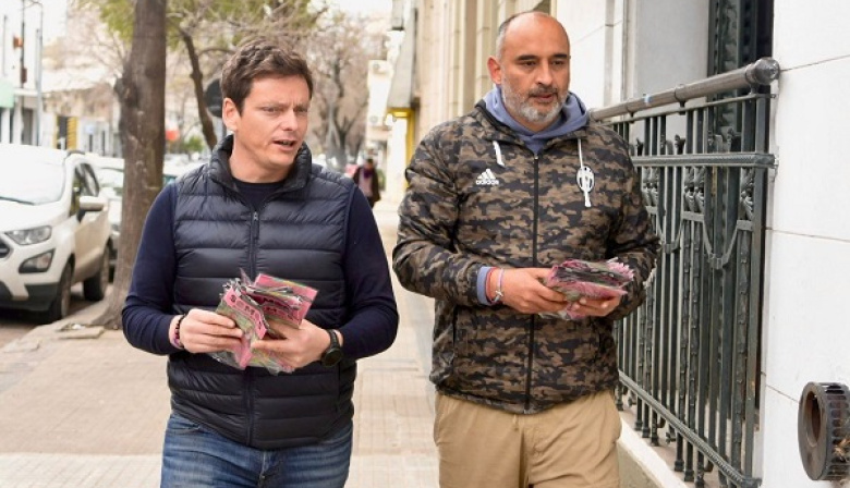Somos Buenos Aires lanzó un bajo puerta masivo para acercar la boleta a más de 300 mil vecinos