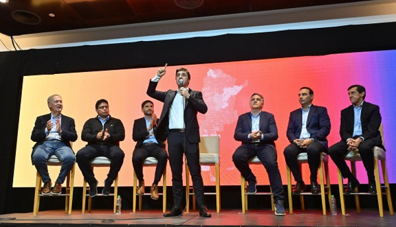 "Nacho" Torres: “Estamos cansados de decidir entre los que abandonan las obras públicas y los que se afanan las obras públicas"